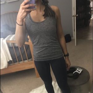 Fitted H&M Grey workout tank